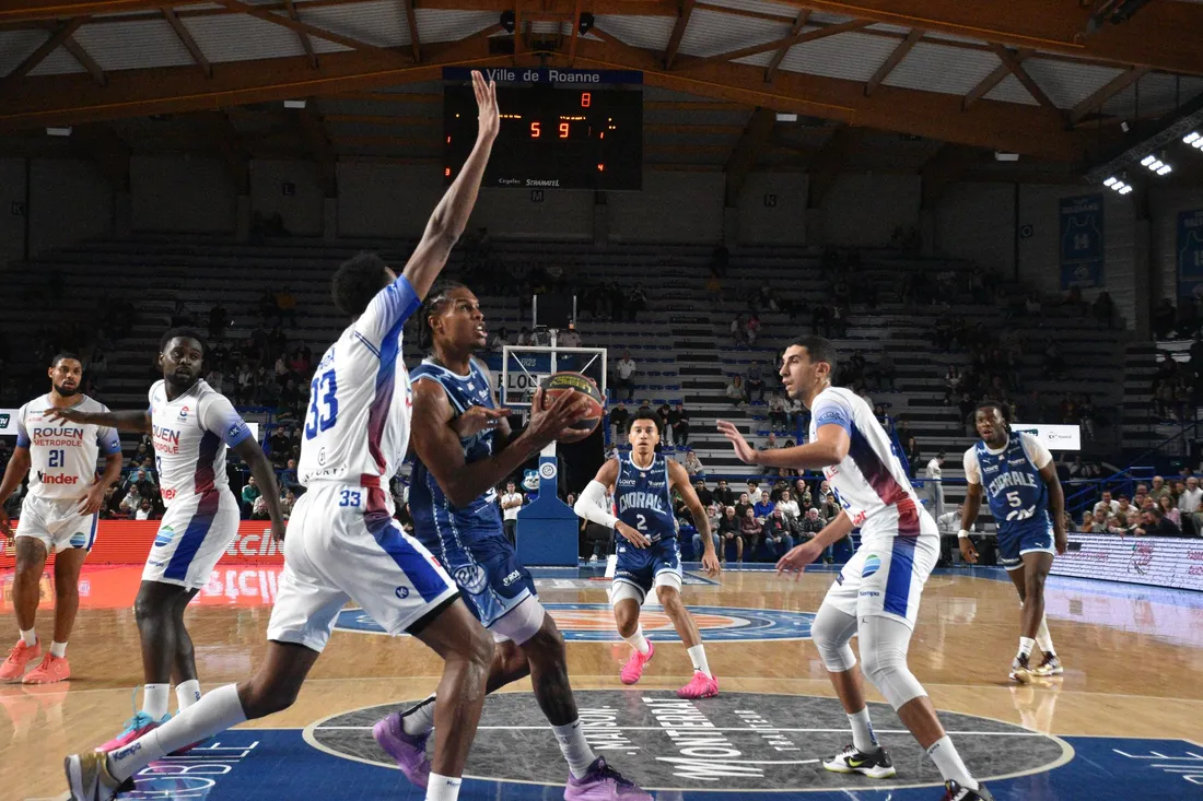 Basket : Florian Léopold lors de Chorale - Rouen