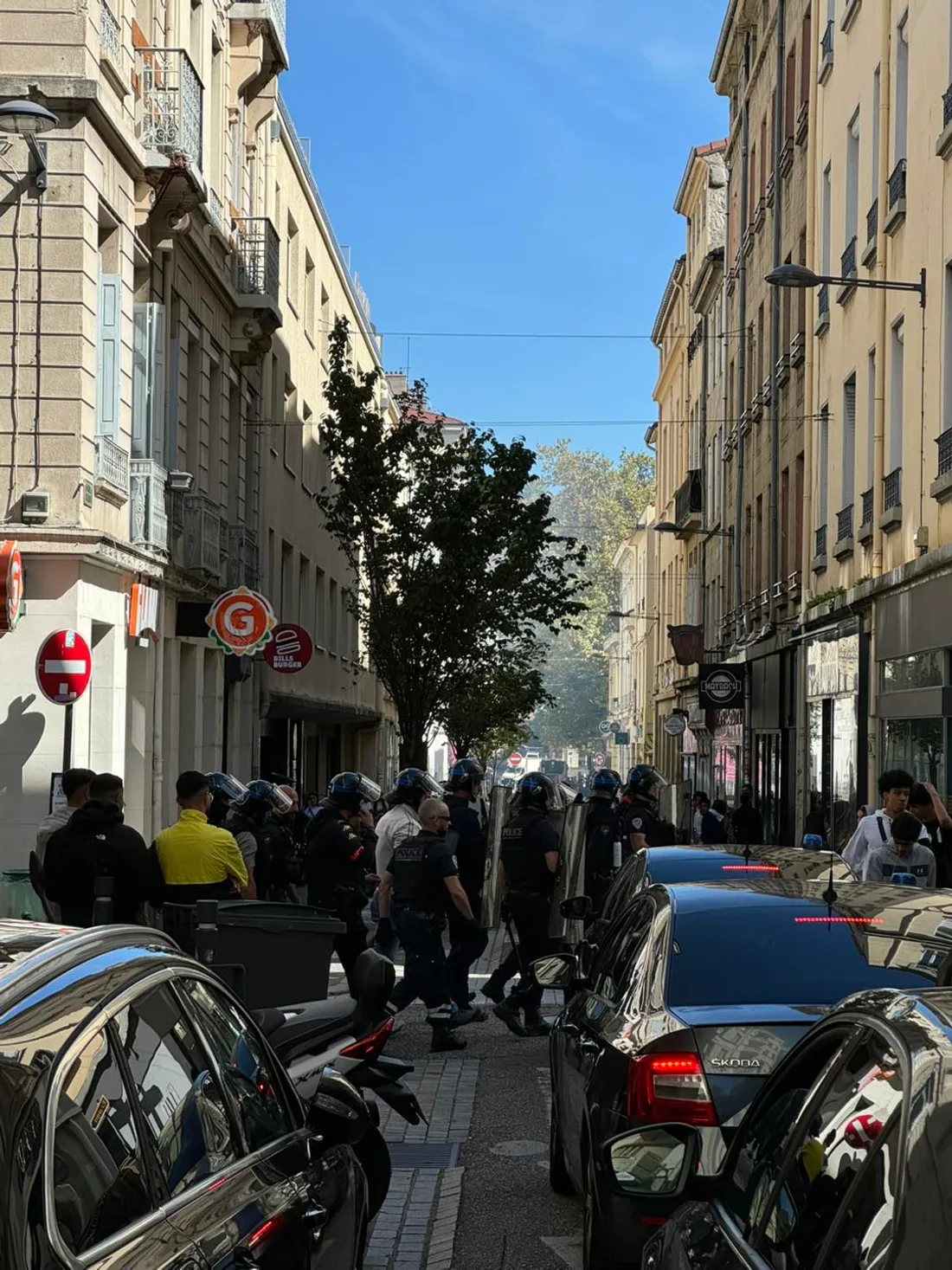 Les forces de l'ordre sont intervenues.