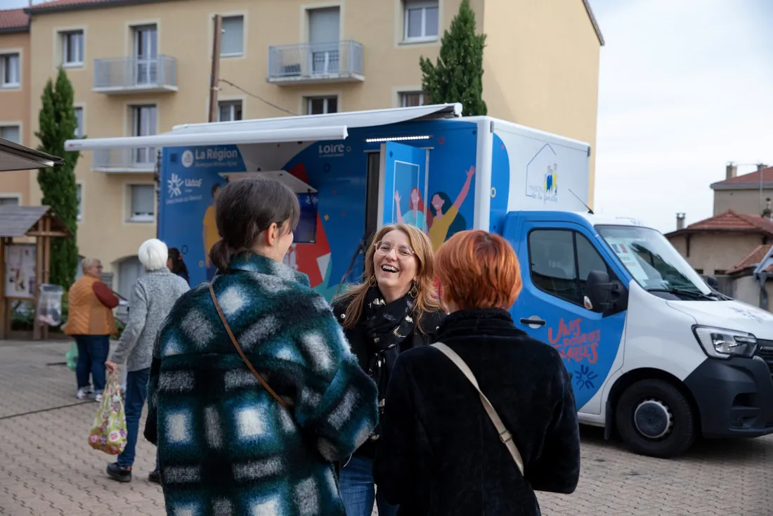Le Bus de la Santé Mentale passera près de chez vous.