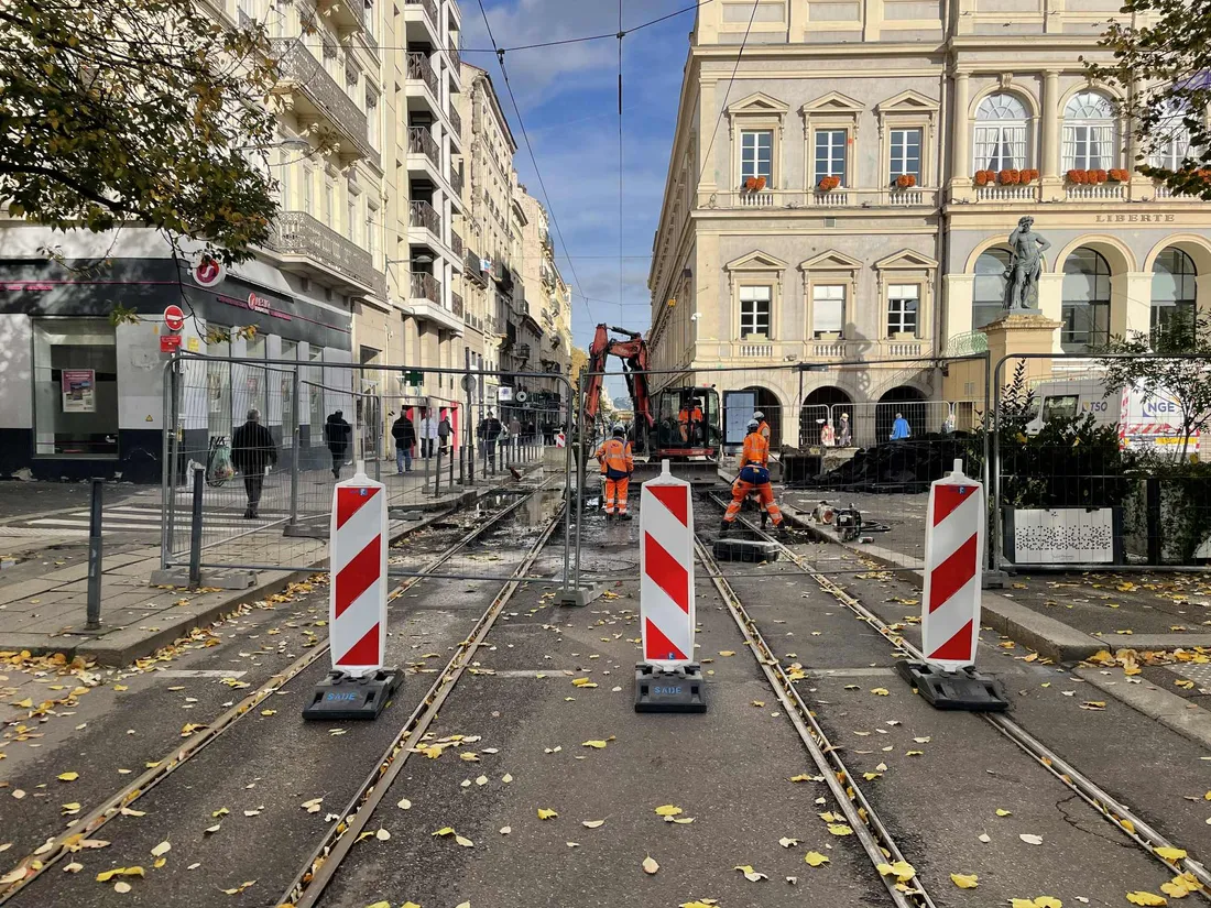 Les travaux sur la ligne de tram.