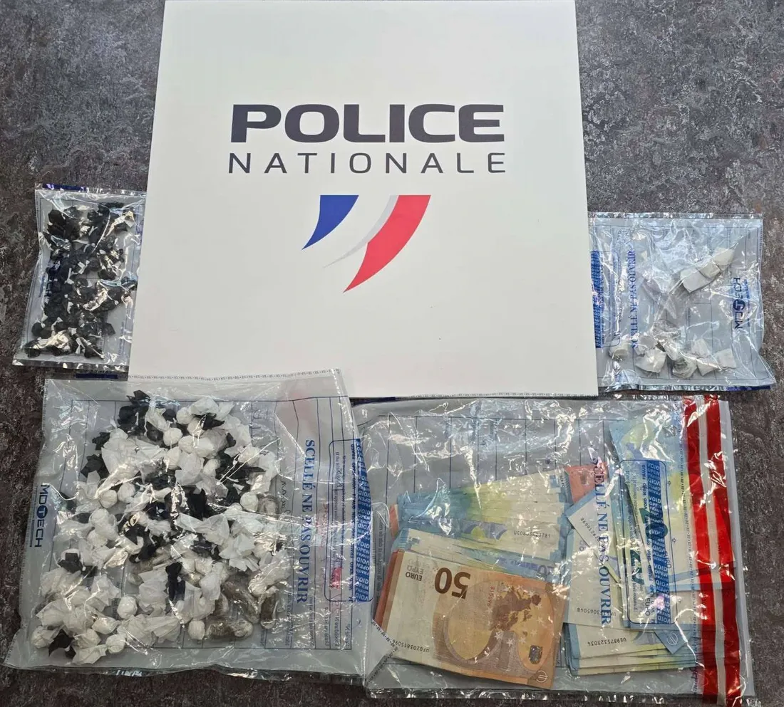 La saisie de la police dans l'Ondaine.