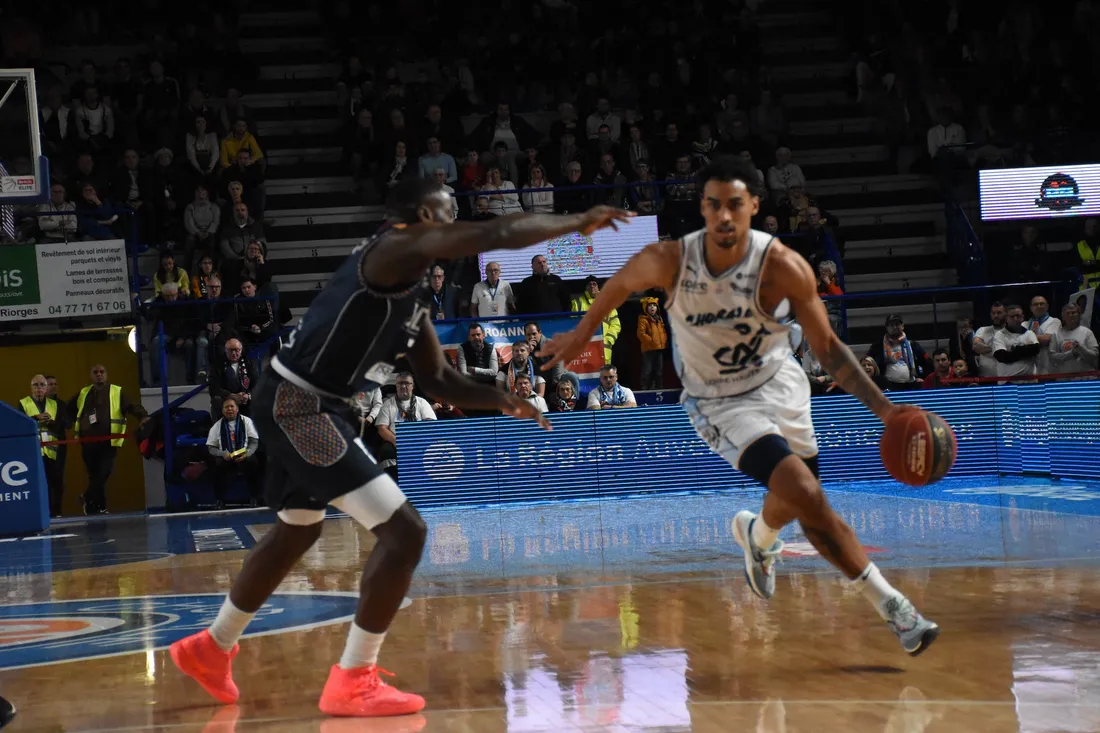 Basket : Tucker lors de Chorale - Dijon