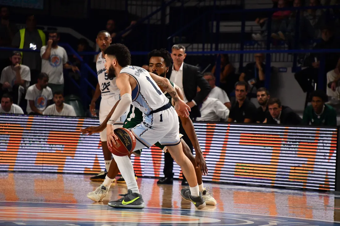 Basket : Tavian Dunn-Martin lors de Chorale - Blois (83-81)