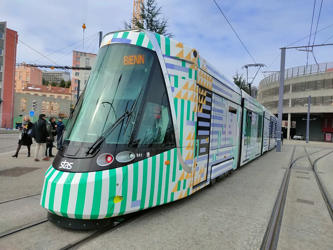 Un tram de la stas