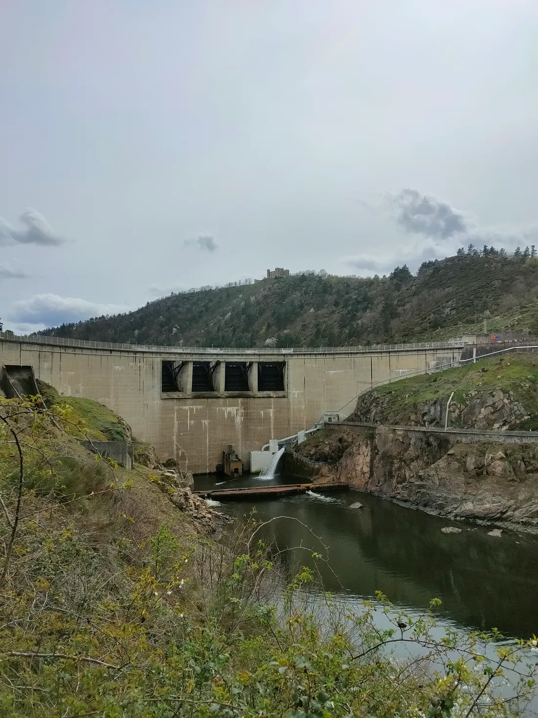 Le niveau du barrage de Grangent est trop bas