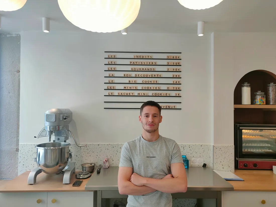 Théo Rodriguez a bénéficié d'une aide pour son magasin just cookies