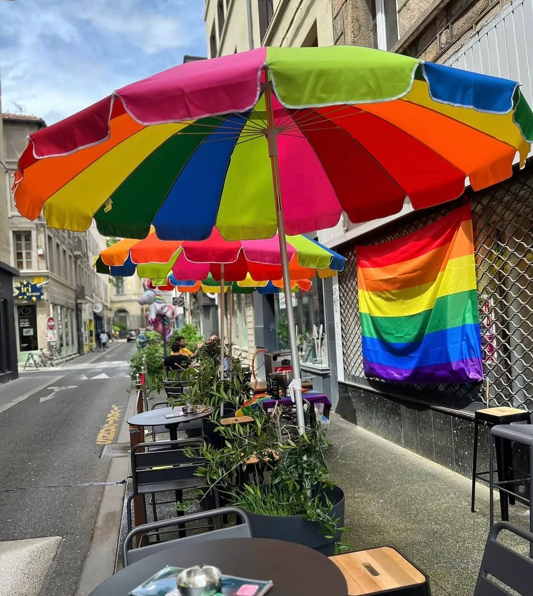 Le ZanzyBar