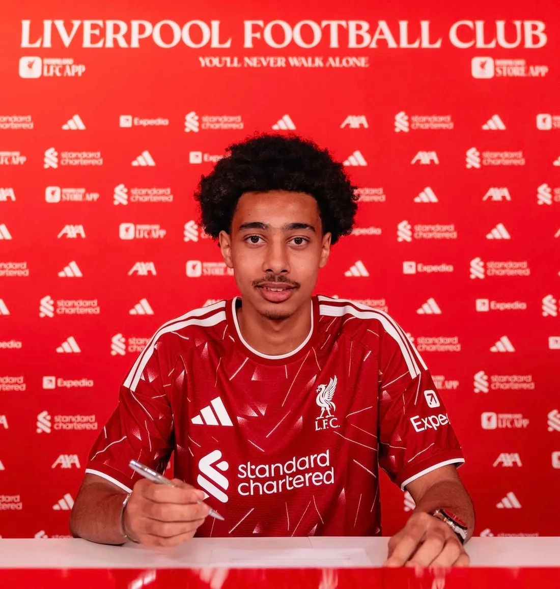 Djylian N’Guessan va officiellement devenir un joueur de Liverpool. 
