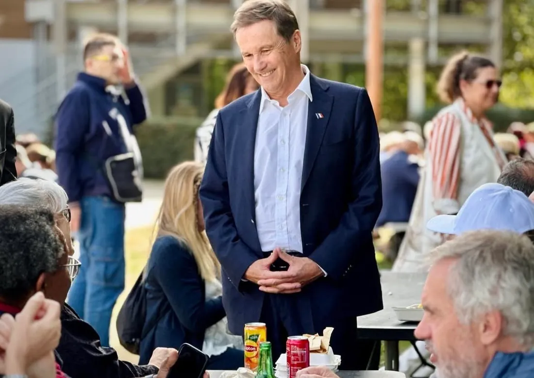 Nicolas Dupont-Aignan. 