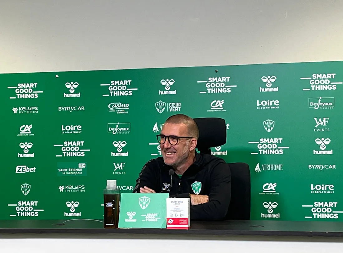 Laurent Batlles, entraîneur de l'ASSE