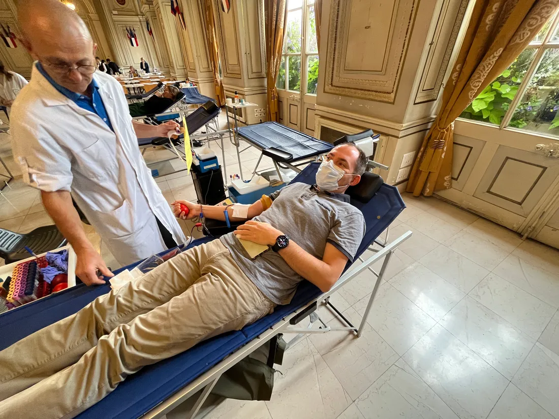 Don du sang à l'hôtel de ville de Saint-Étienne