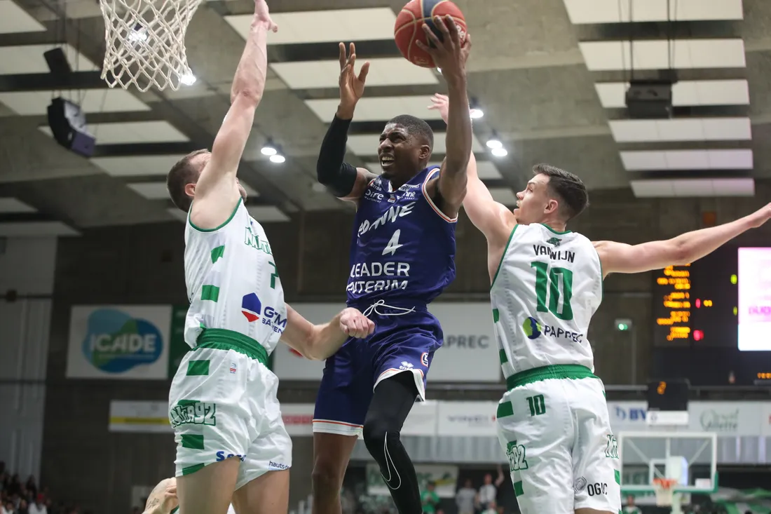 Basket : March lors de Nanterre - Chorale