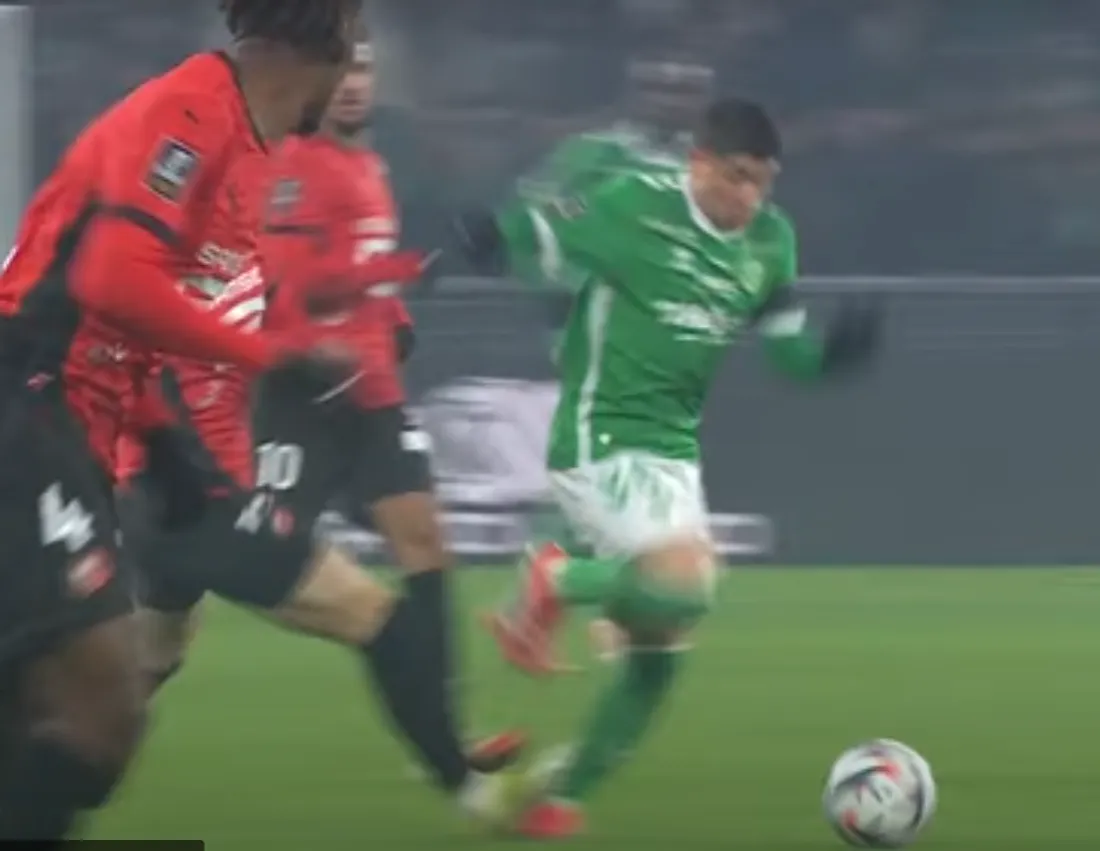 Bouchouari a été victime d'une grosse faute au quart d'heure de jeu.