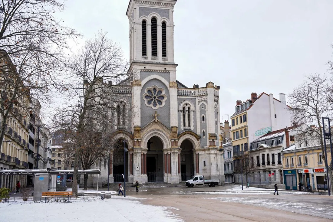 Cathédrale Jean Jaurès hiver