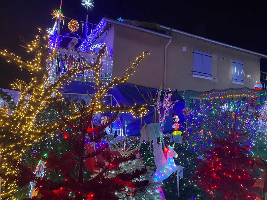 Cellieu maison décorée sens de visite 