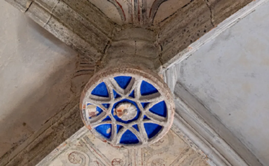 Des travaux pour faire apparaître les peintures datant du 16e siècle ont commencé