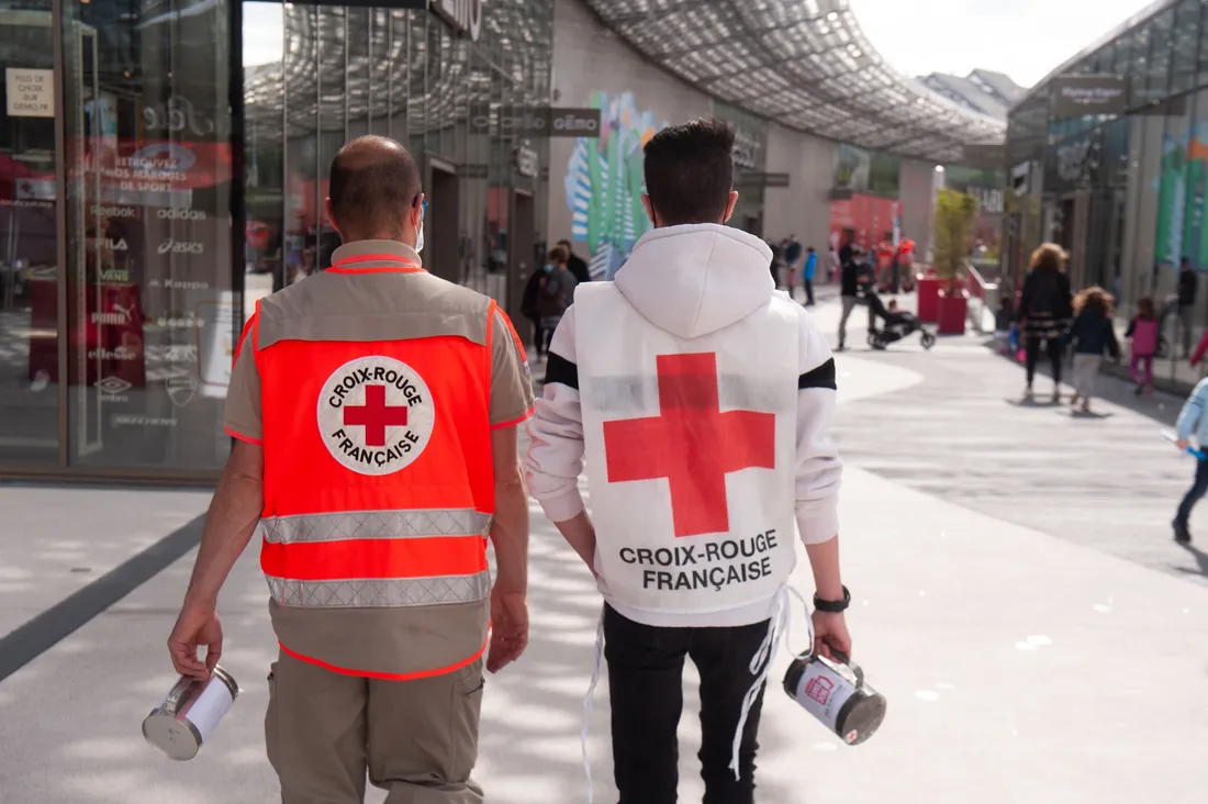 Bénévoles Croix-Rouge