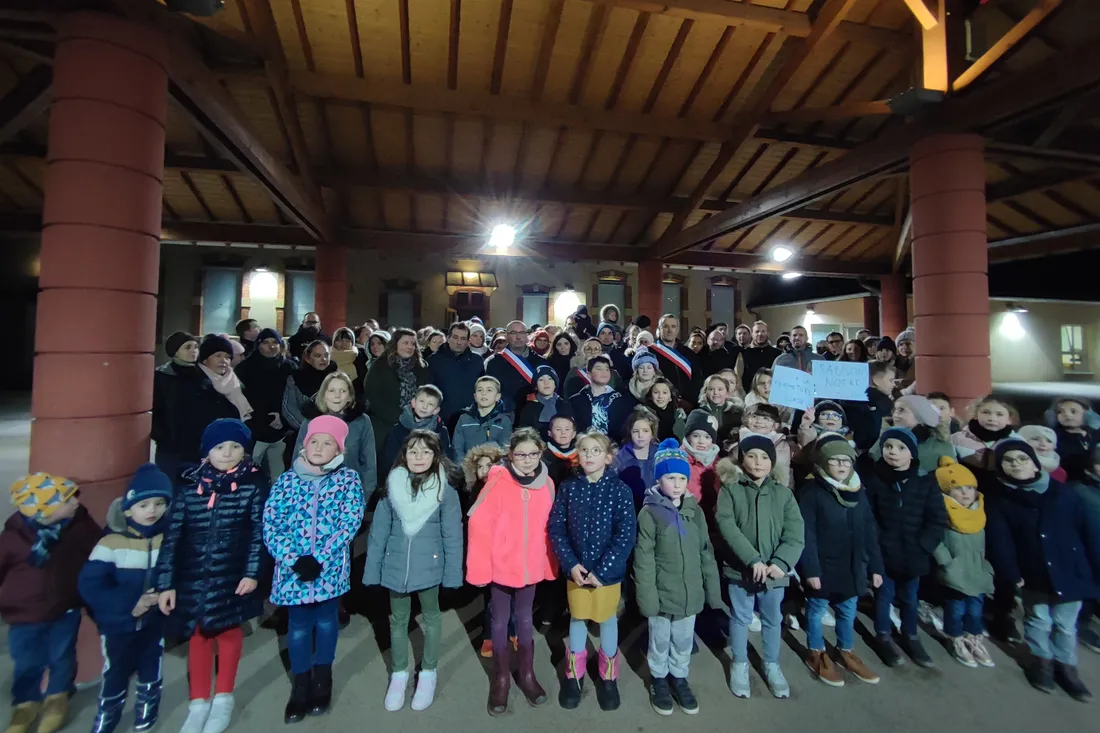 Saint-Nizier-sous-Charlieu : mobilisation contre la fermeture d'une classe