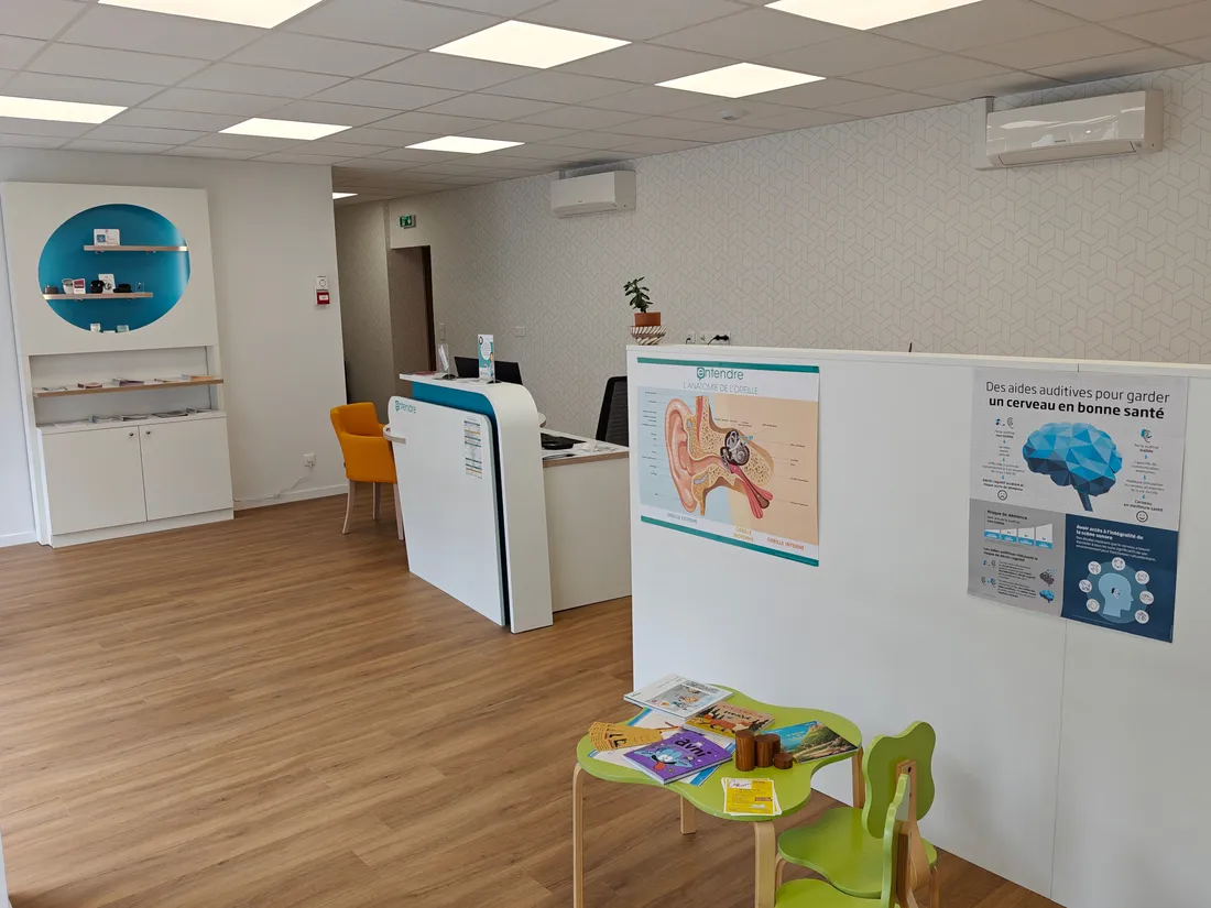 A l'intérieur du Centre Entendre au Coteau