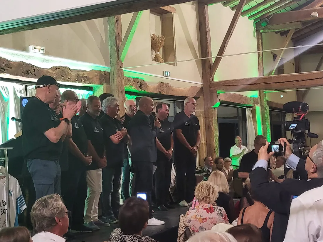 Vente aux enchères à Roanne avec les Anciens Verts de 76