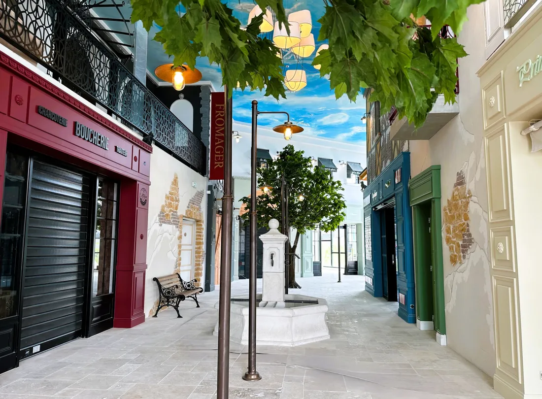 La fontaine centrale des Halles Essentielles