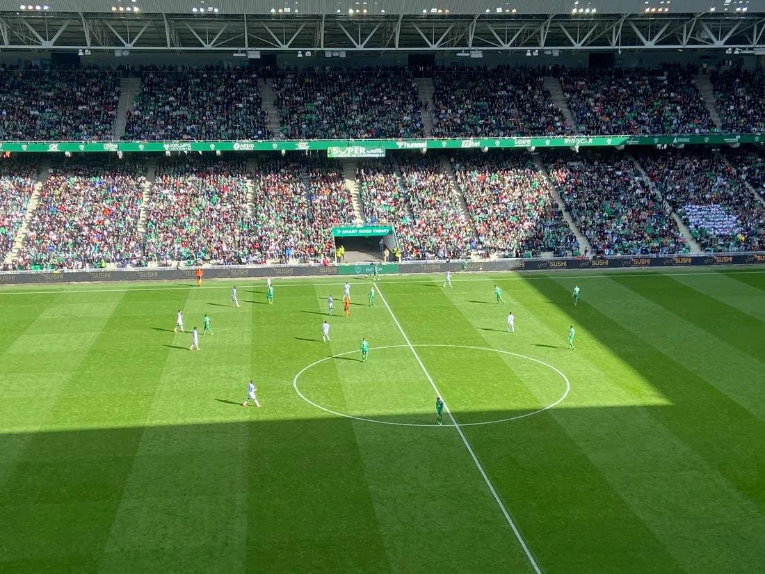 Match nul 2-2 entre l'ASSE et Grenoble, à Geoffroy Guichard. Crédit photo : activradio.com