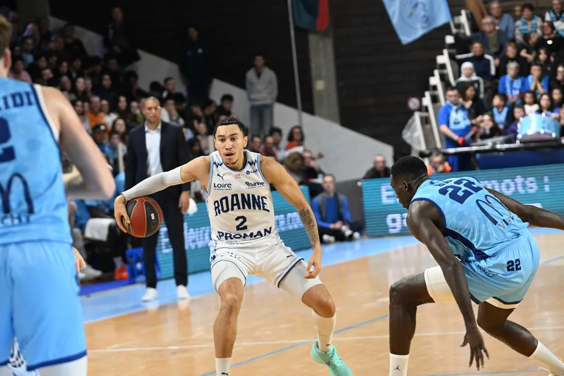 Basket : Harvey Gauthier lors de la victoire roannaise à Vichy