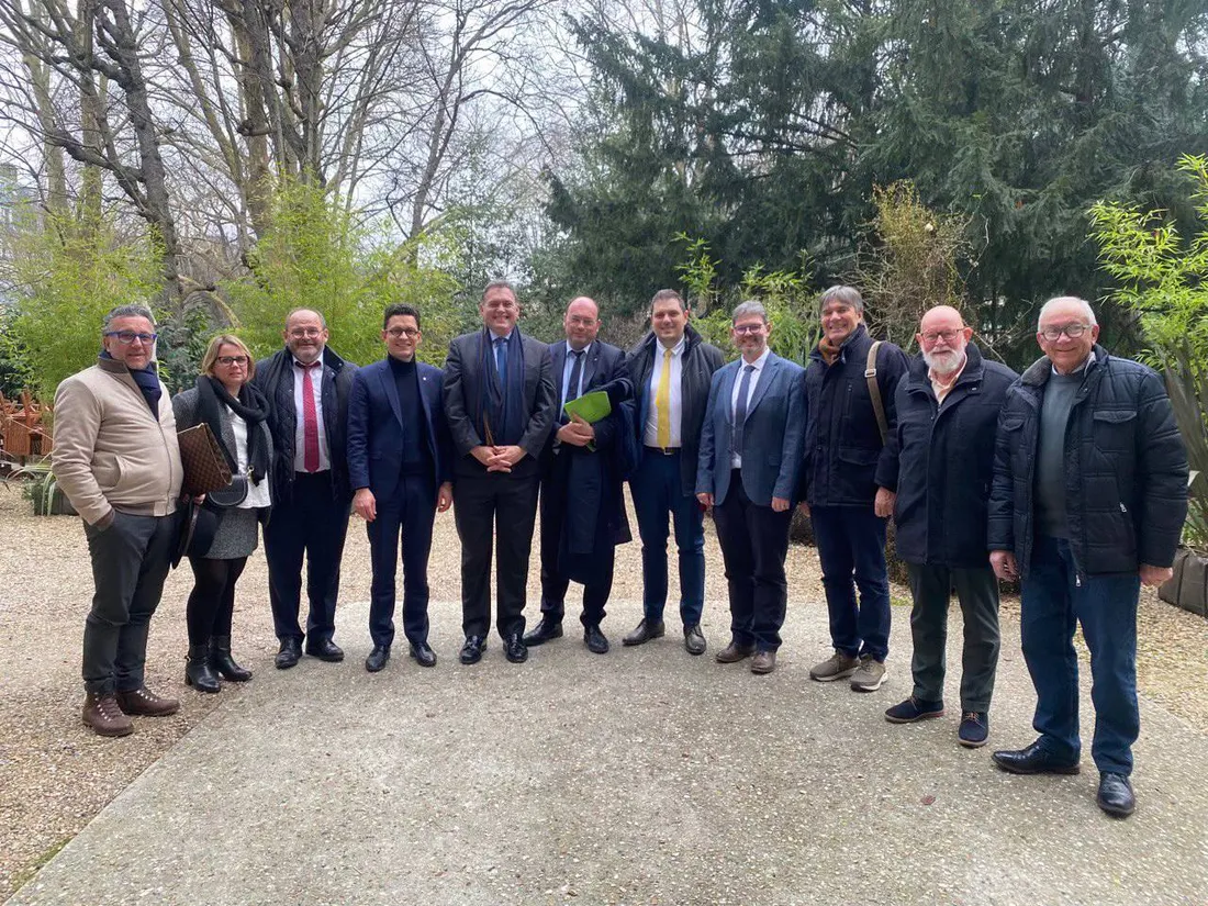 Une réunion entre plusieurs élus avaient lieu ce mardi.