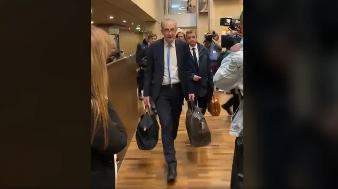 L'arrivée de Gaël Perdriau au procès.