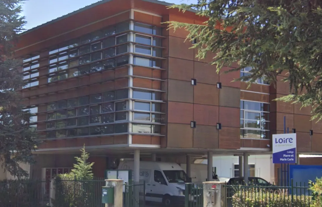 Collège Pierre et Marie Curie à la Talaudière