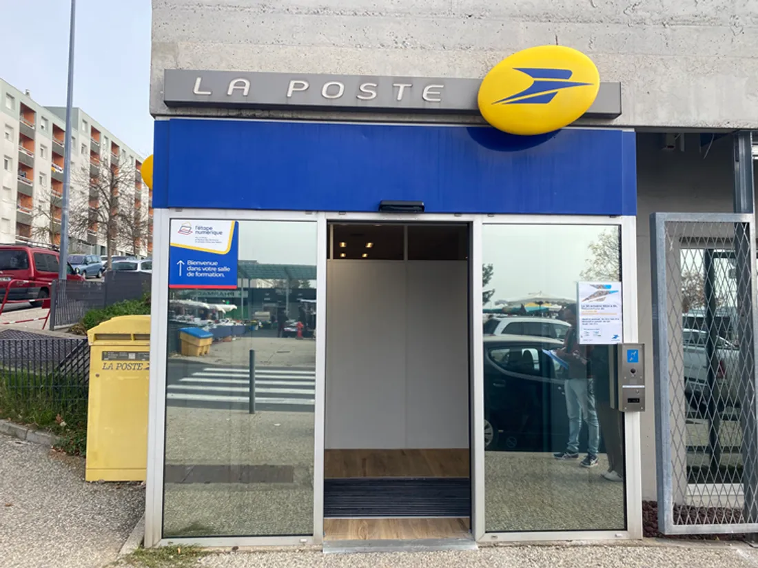 poste montreynaud 