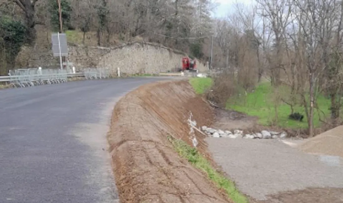 La route de Rive-de-Gier.