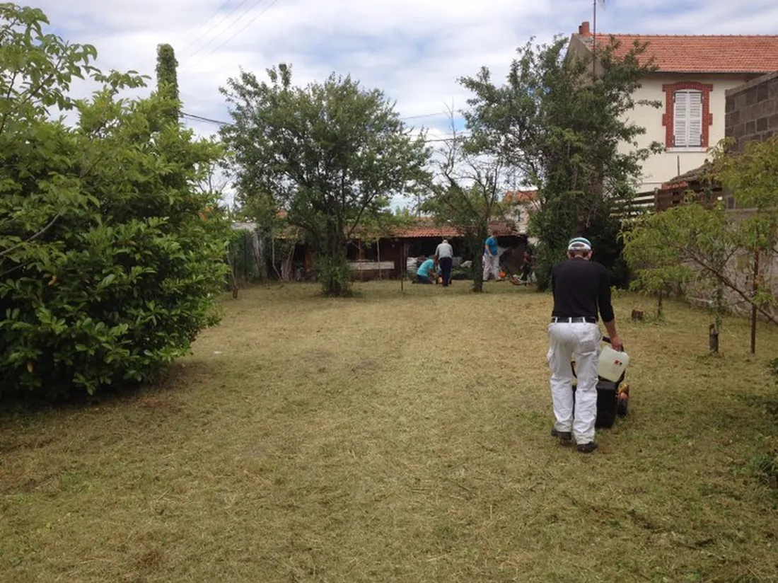 Sésame Roanne : entretien du jardin