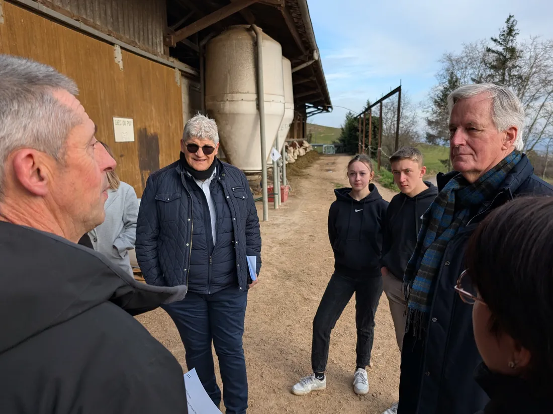 Michel Barnier à la GAEC Dupuit à Saint-Jean-Saint-Maurice-sur-Loire