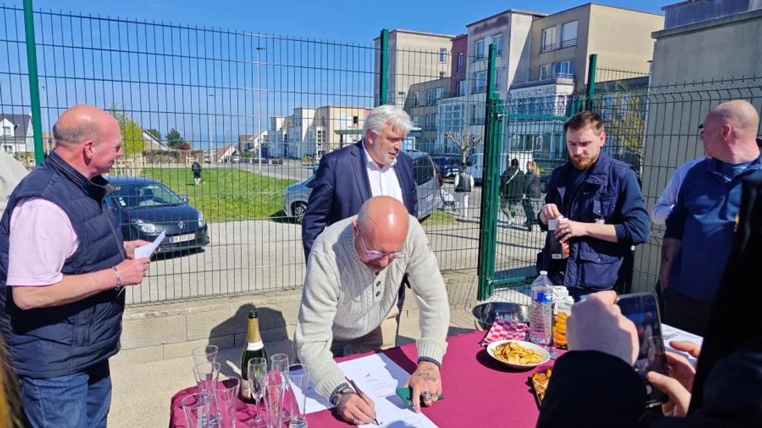 Une convention a été signée entre la ville et l'association des Jardins familiaux. 