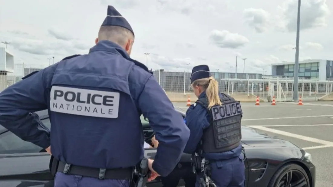 Cette action a été réalisée par la police aux frontières et par la douane. 