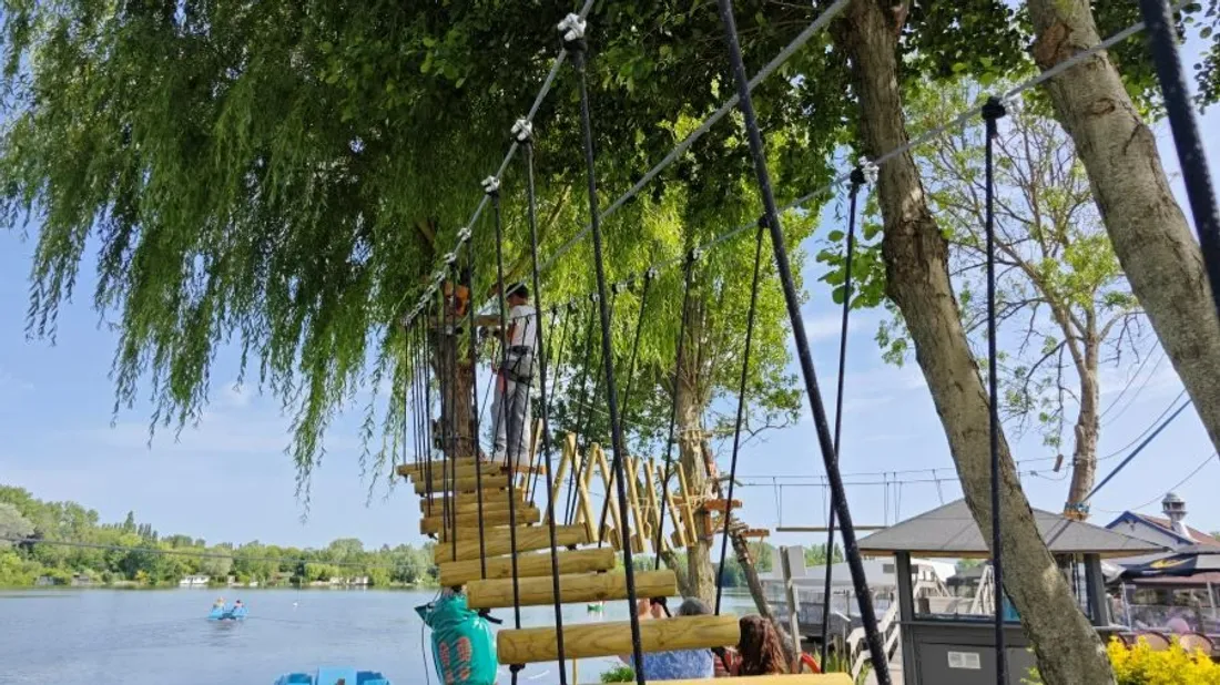 Le parcours d'accrobranche est ouvert depuis fin juin. 