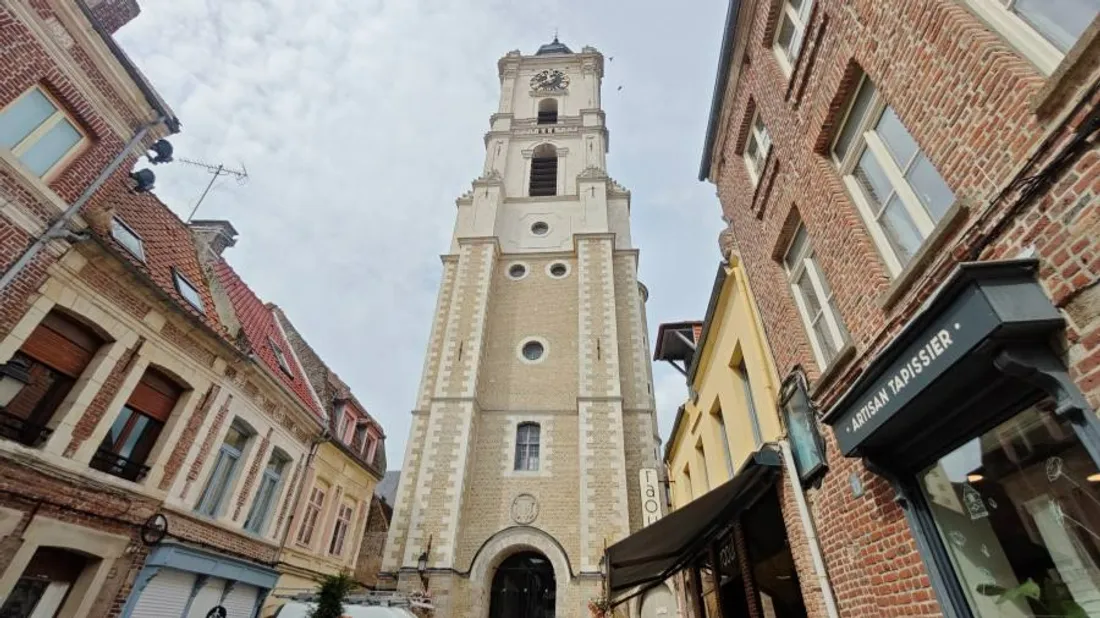 Le beffroi d'Aire-sur-la-Lys date du XVIIIème siècle. 