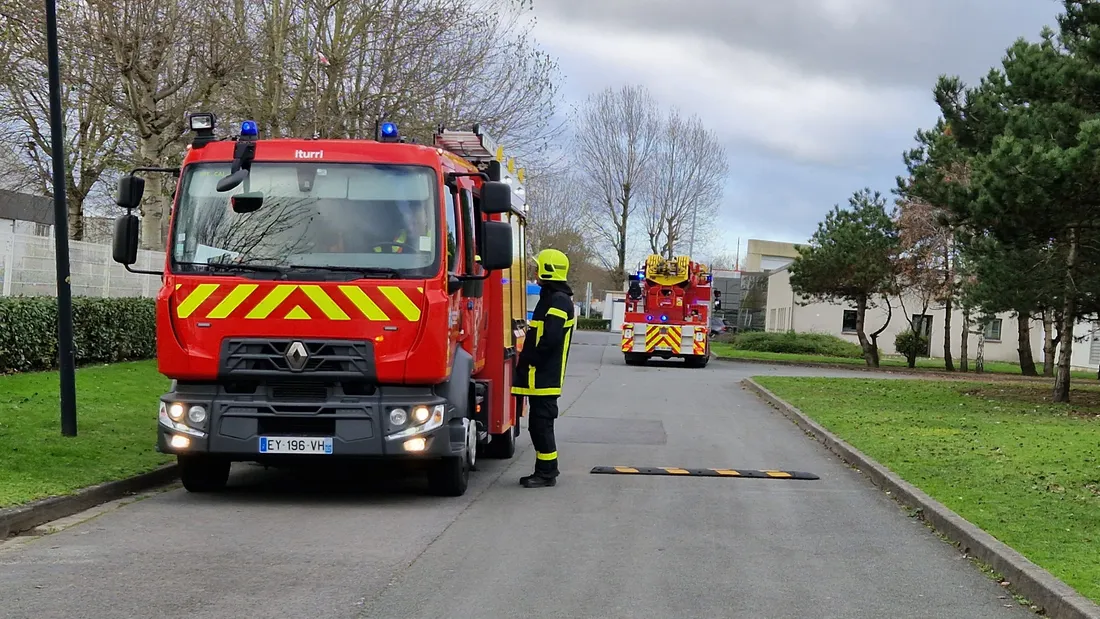 Les pompiers étaient sur place. 