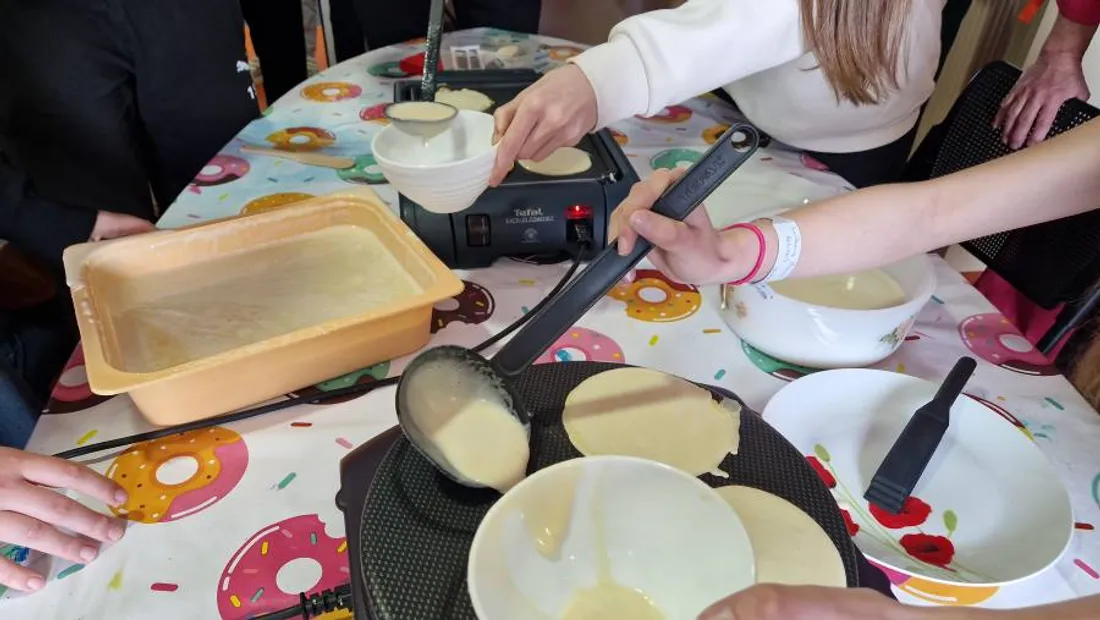 L'après-midi s'est terminé par la cuisson et la dégustation de crêpes. 