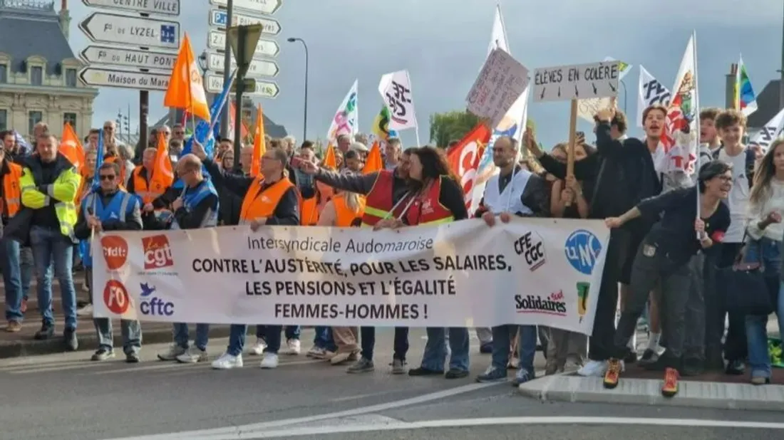 Le rassemblement du 18 septembre a rassemblé près de 1000 personnes. 