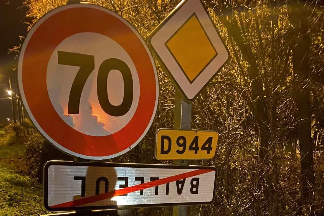 Plusieurs communes de la région ont vu leurs panneaux être retournés