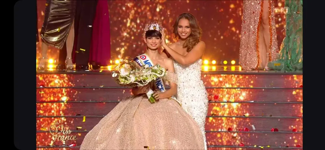 Eve Gilles a été sacrée Miss France dans la nuit de samedi à dimanche.