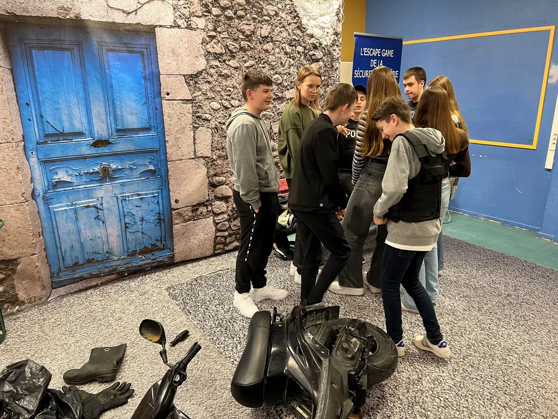 Les élèves du collège de la Morinie de Saint-Omer ont participé à l'exercice. 