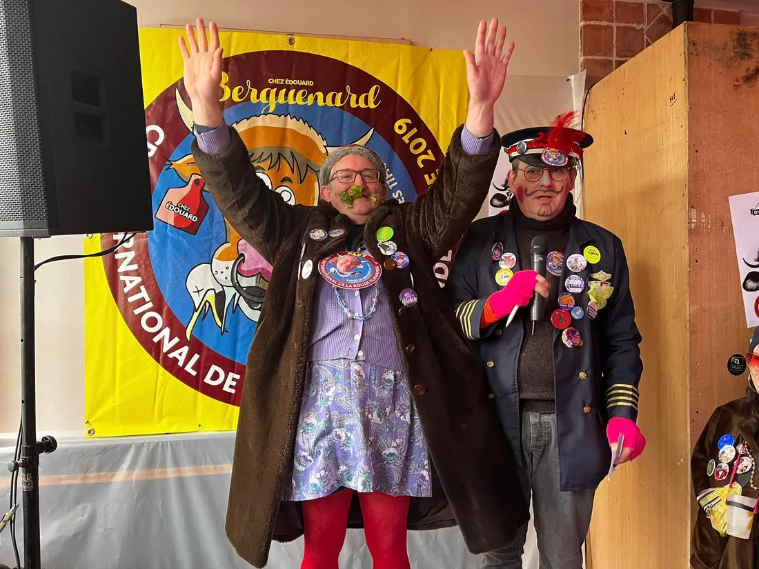 La folie du concours du cri de la vache