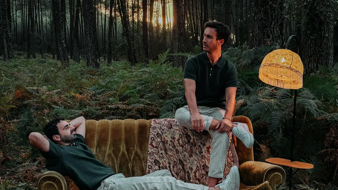  Boulevard des Airs en featuring avec L.E.J : “Regarde-moi"