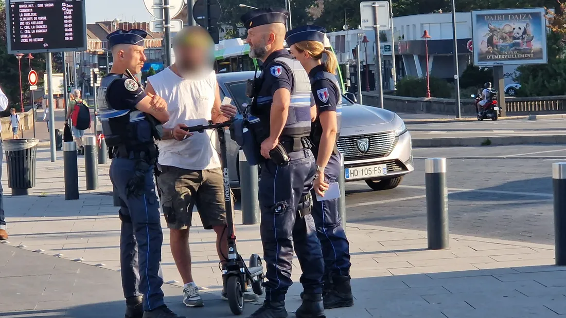 En cas de non-respect de l'obligation, le pilote encourt une amende de 35 euros. 