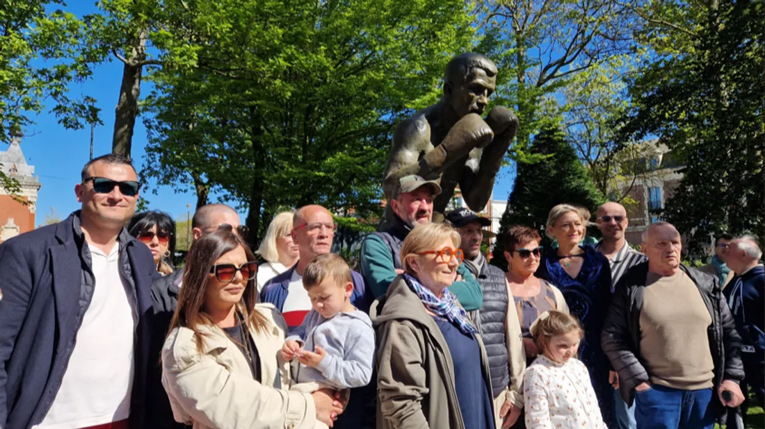 Inauguration de la statue de Thierry Jacob dans le parc Saint-Pierre, à Calais.
