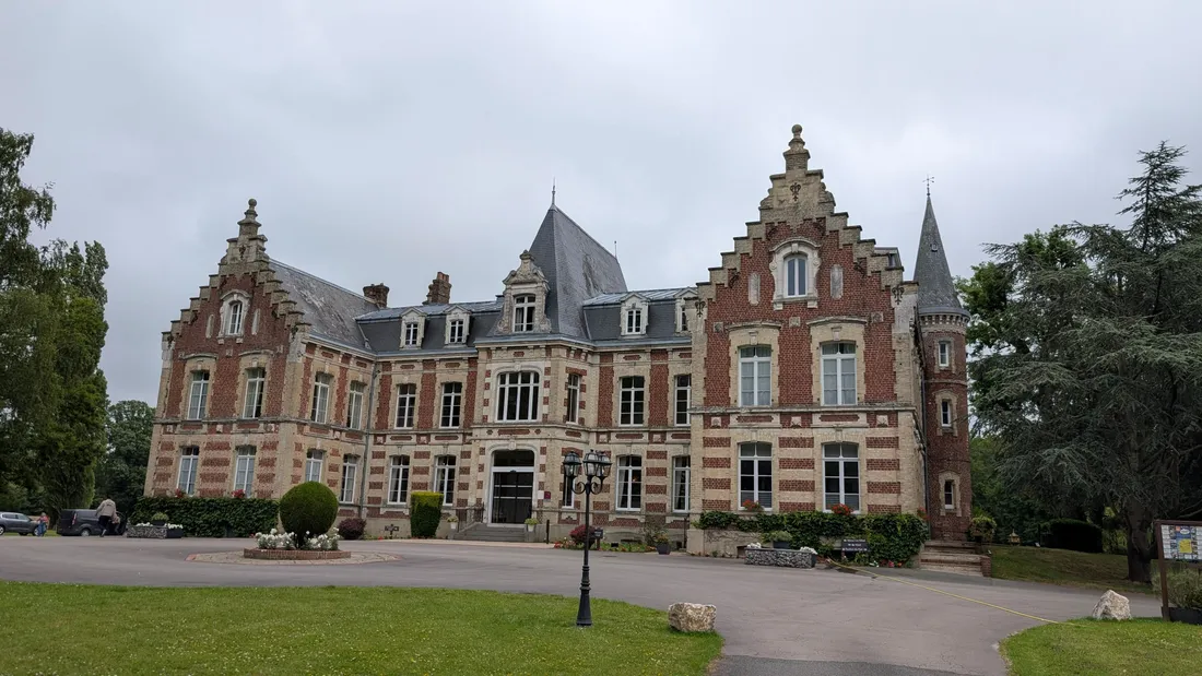 C'est dans la salle à l'entrée du château que les matchs seront retransmis. 