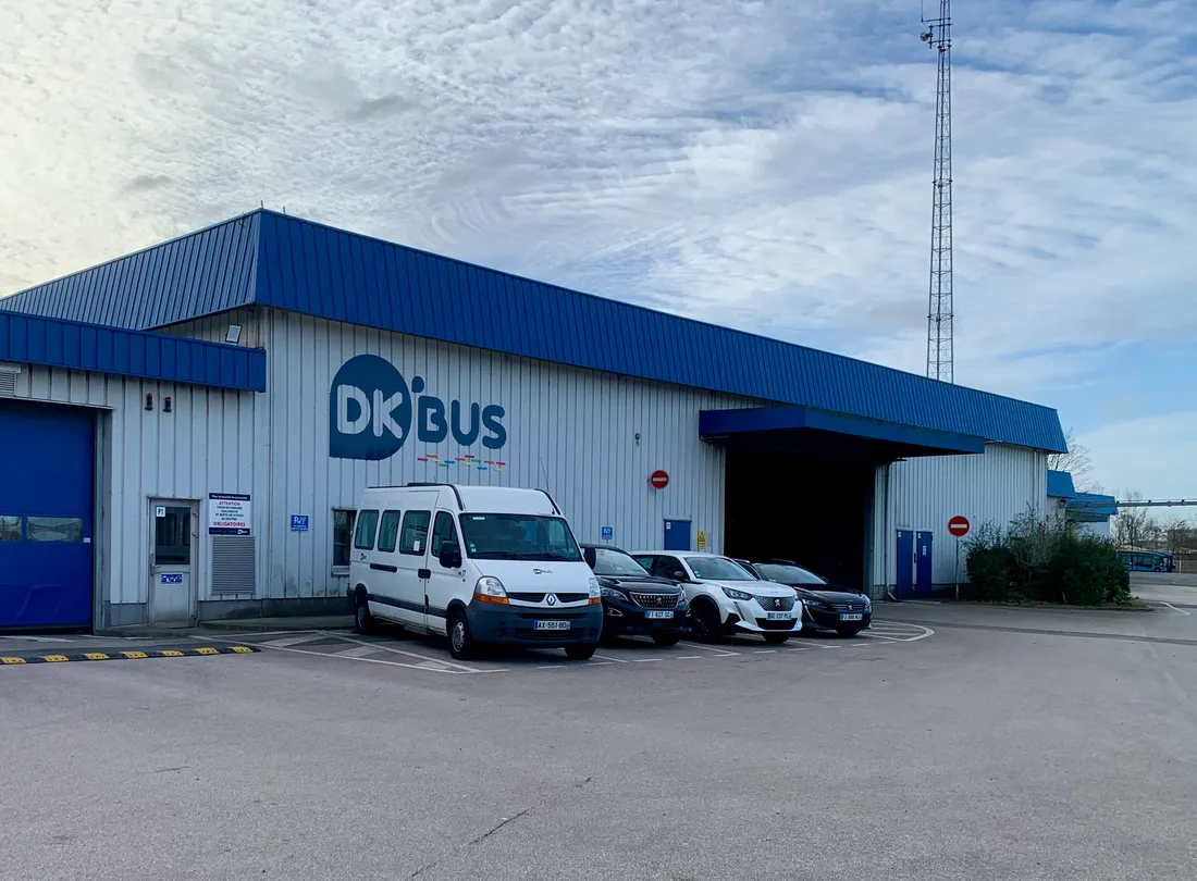 dépôt dk bus